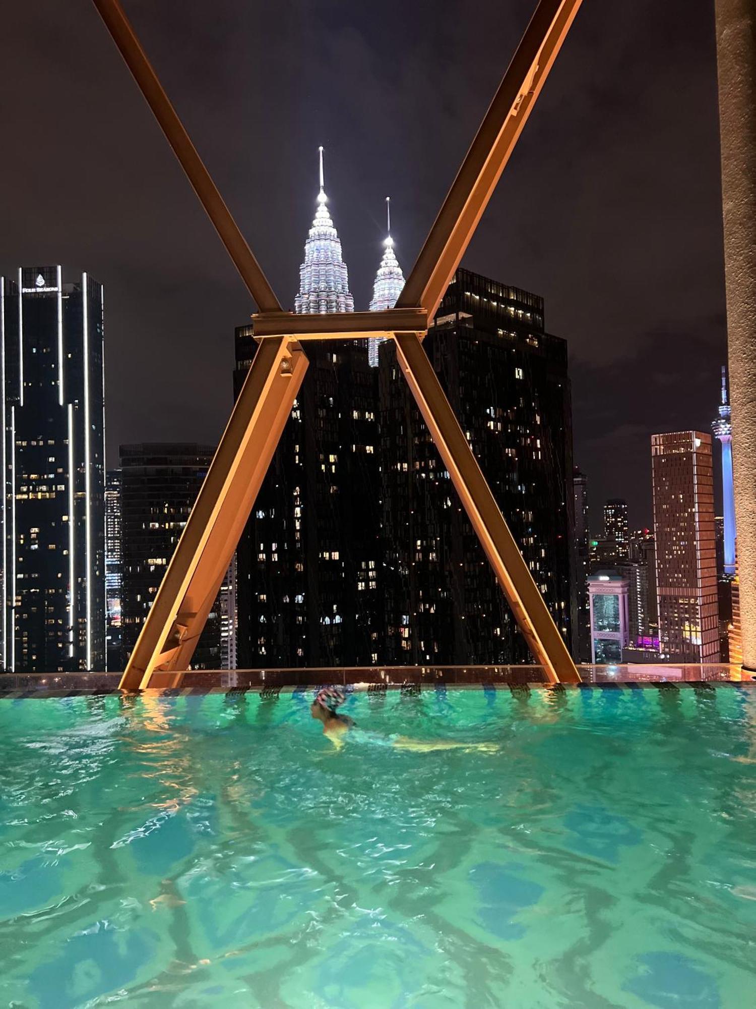Scarletz Suites Kuala Lumpur By City Center Buitenkant foto