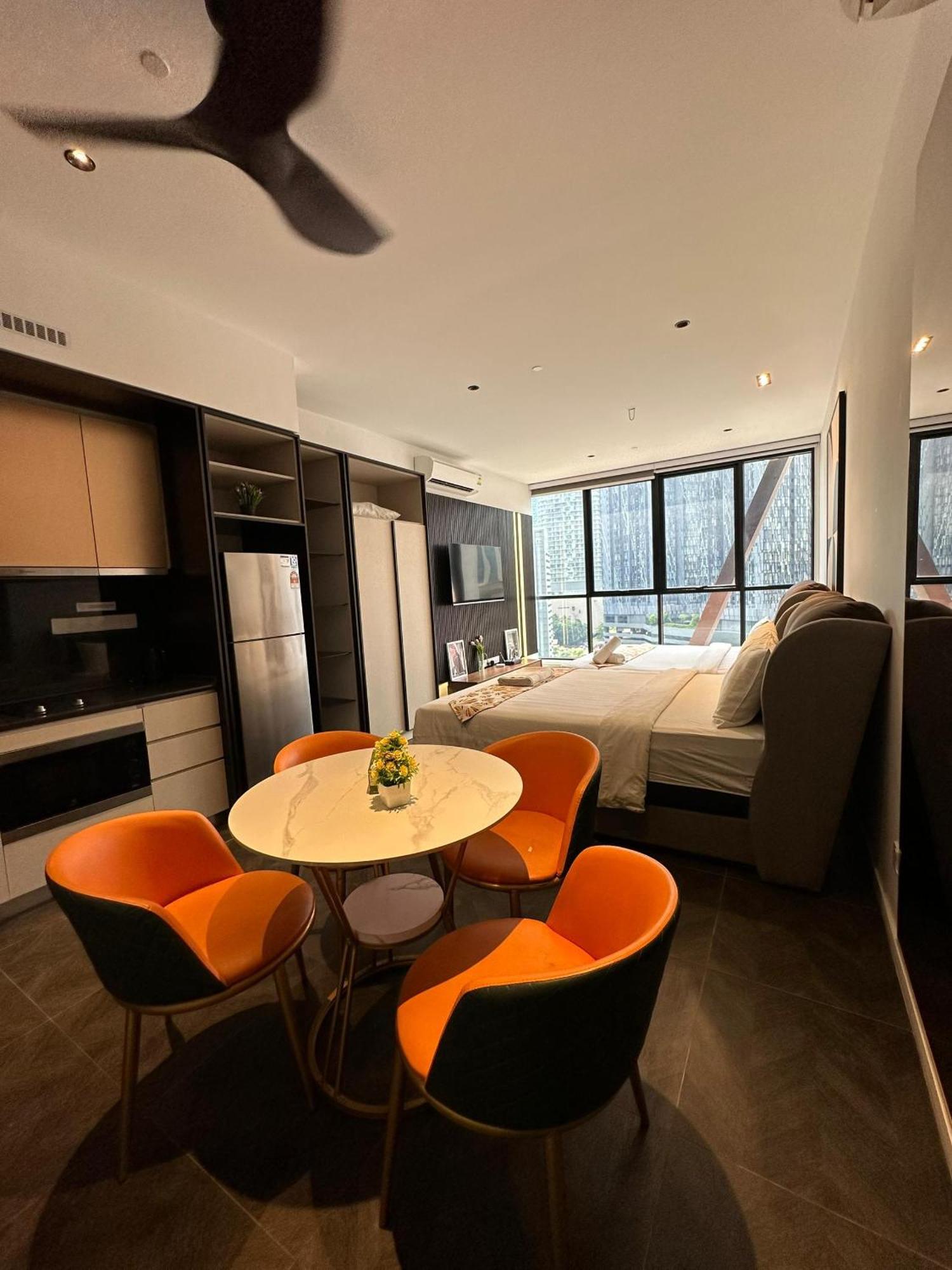 Scarletz Suites Kuala Lumpur By City Center Buitenkant foto